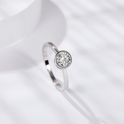  Moissanite Solitaire Ring