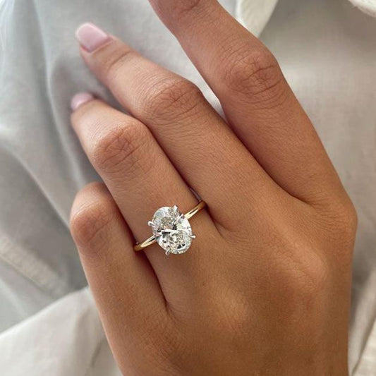 Engagement Ring Classic Design
Modern Design