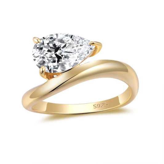 Pear-Shaped Moissanite Ring Engagement Ring