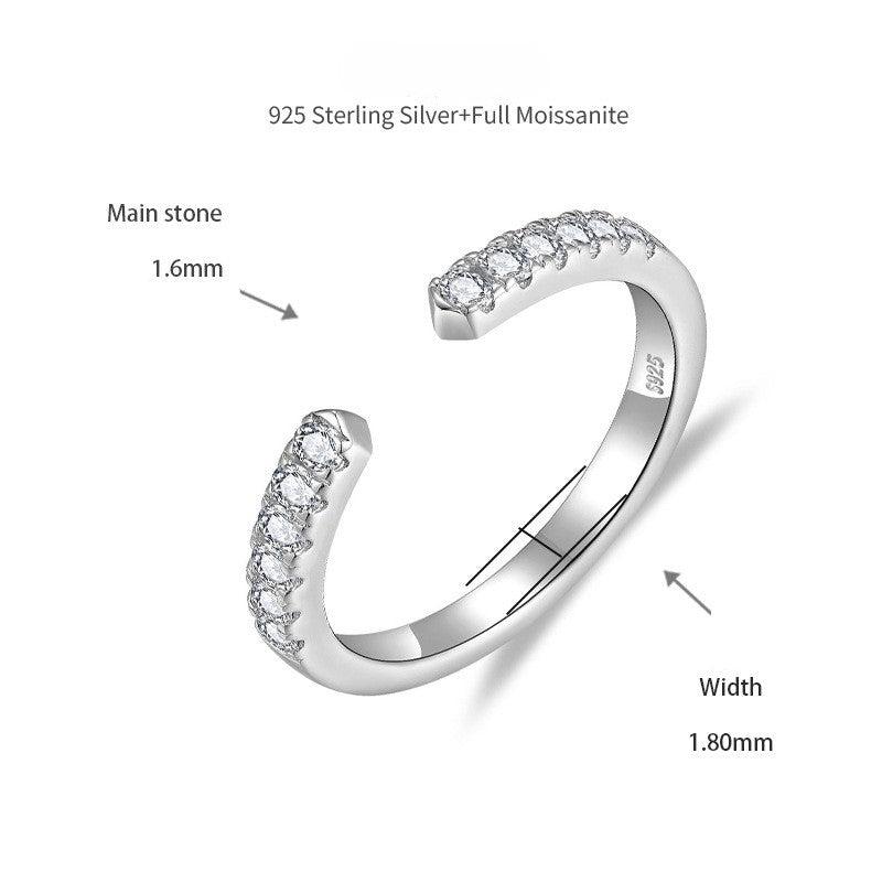 Open ring with moissanite detail