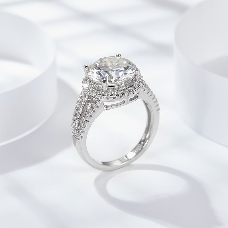 women's moissanite rings deals